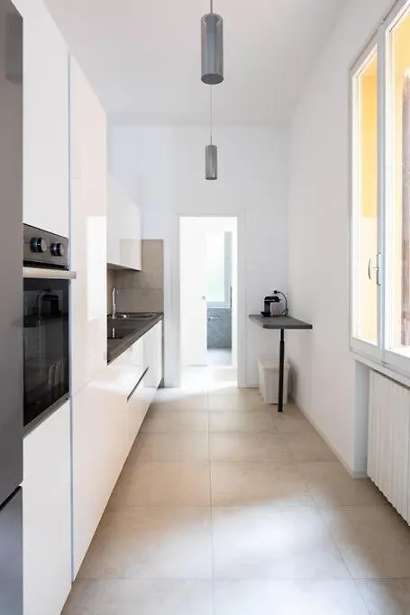 Apartment Isaia - 10 Minutes From Piazza Maggiore Bologna